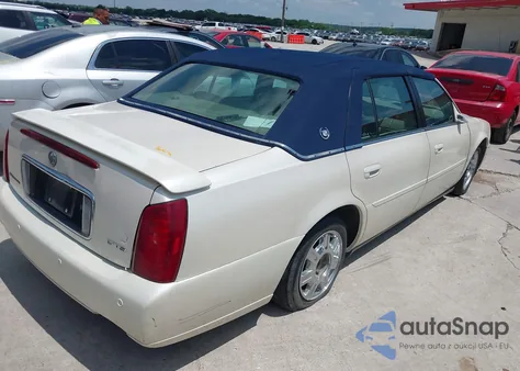 2002 Cadillac Deville Standard z USA, uszkodzony, nr VIN 1G6KD54Y42U206950